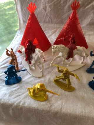 1/32 54 mm plastic toys indians,  cowboys,  horses,  tipis marx and others 5