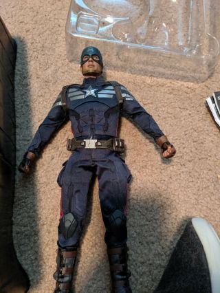 Hot toys captain america winter soldier 5