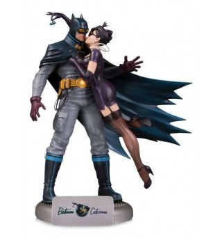 Dc Comics Bombshells Statue Deluxe Batman & Catwoman - 28 Cm