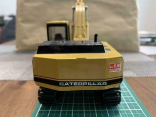 Scale Model Cat E200B Hydraulic Excavator 4