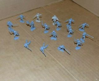 Giant Toy Company Ho Confederate Soldiers In Gray Soft Plastic