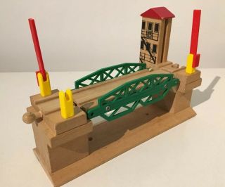 Brio Wooden Railway Train Set: Draw Bridge Drawbridge.  Fits Thomas Maxim Orbrium