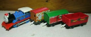 Thomas & Friends Christmas Santa Holiday Present Cargo Cars Trackmaster
