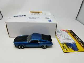 Danbury 1:24 1969 Ford Mustang Boss 302 - Limited Edition Precision Blue
