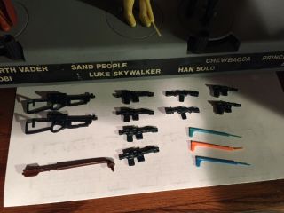 Vintage 1977 Star Wars 12 Action Figures with Action Stand,  Weapons 4