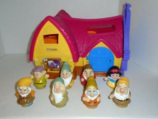 Fisher Price Little People Snow White And The Seven Dwarfs Musical Cottage Set