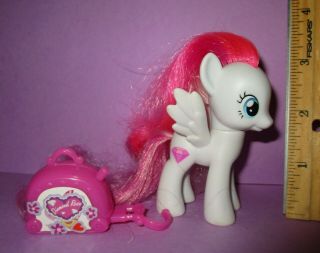 My Little Pony G4 Fim Brushable Diamond Rose Traveling Suitcase White Pegasus