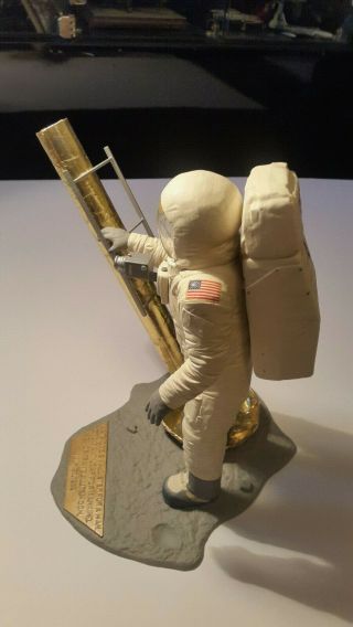 Pro - Built Apollo 11 Astronaut Neil Armstrong First Man on the Moon Revell Model 8