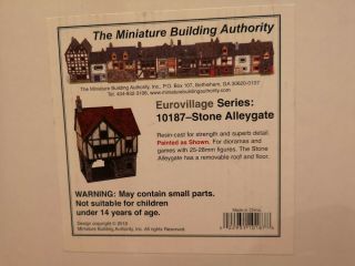 The Miniature Building Authority - Eurovillage Stone Alleygate 28mm