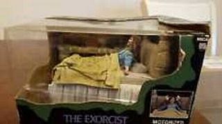 The Exorcist Deluxe Regan Possessed Neca Box Set Worn Package Discontinued