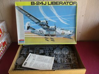 Monogram 5608 1/48 B - 24j Liberator Plastic Military Airplane Model Kit
