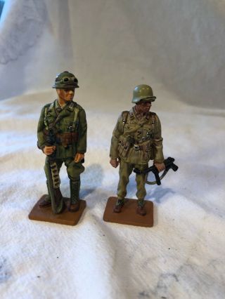 Wwii Ww 2 2 Action Figures 1/32 Scale Die - Cast Gunner,  Afrikakorps Del - Prado