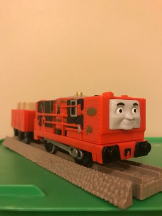 Thomas Train Trackmaster Motorized Glynn And Truck W/removable Cargo