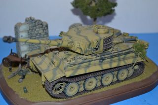 Pro Built German Tiger Tank Diorama 1/35 Scale