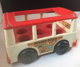 Vintage Fisher Price Little People White/Red Mini Bus 141,  With 5 FIGURES 5