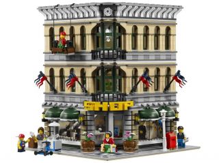 Lego Creator Grand Emporium (10211) - 100 Complete - Retired - W/ Instructions