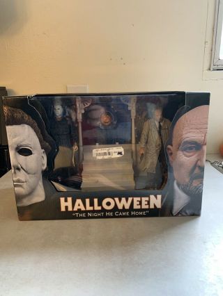 2004 Neca “the Night He Came Home” Michael Myers And Dr.  Loomis