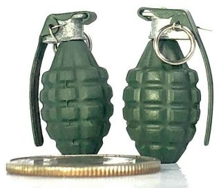 2 - Soldier Story 1/6th Scale Wwii Us Metal Grenades Henry Kano 442 M1 Pineapple