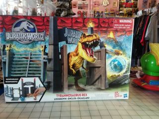 Jurassic Park World T - Rex Tyrannosaurus Lockdown Playset With Gyrosphere