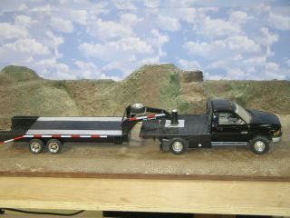 1/18 Gooseneck Trailer And Dodge Dually Flatbed Fifth Wheel