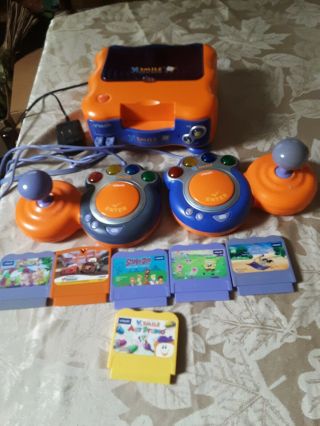 V Tech V.  Smile Tv Learning System Console,  2 Controllers,  6 Games