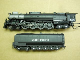 Athearn Genesis Ho 4 - 8 - 4 Union Pacific Steam Loco & Tender 832 With Sound