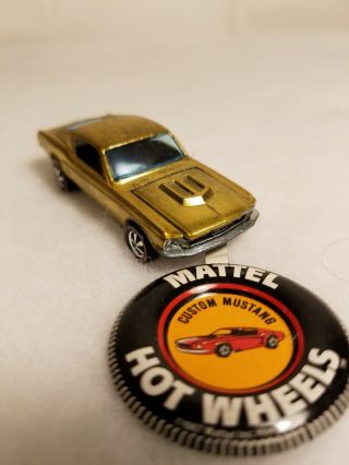 Hot Wheels Redline Vintage Custom Mustang (gold) ‘67 Hk Base W/ Button