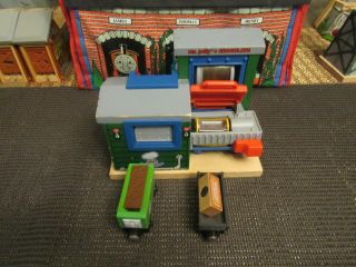 Thomas & Friends Wooden MR.  JOLLY ' S CHOCOLATE FACTORY & TROUBLESOME GREAT 2