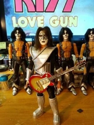 12 inch KISS Custom Ace Frehley LOVE GUN includes guitar 5