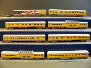 Micro - Trains Z,  Up,  Union Pacific Railroad 8 - Car Streamline Passenger Car Set