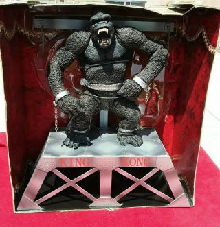 Mcfarlane Toys Movie Maniacs King Kong Deluxe Figure Box Set 2000