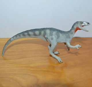 Safari The Carnegie Deltadromeus Dinosaur Figurine Action Figure Toy 1997