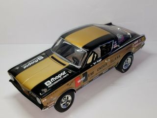 1/18 Hwy 61 1966 Plymouth Barracuda Hemi Under Glass Black And Gold In Case