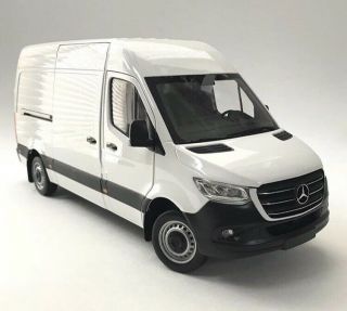 2018 Mercedes Benz Sprinter White Delivery Van 1/18 Norev “ Revised Edition “