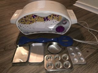 Easy Bake Oven And Pans