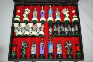 Vintage E.  S.  Lowe Anri Renaissance Hand Painted Plastic Chess Set Game w Case 2