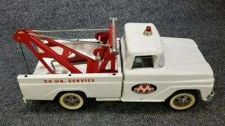 Vintage Tonka 2 A Towing Truck Wrecker Pressed Steel White