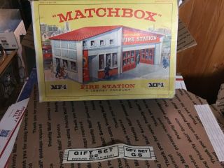 Matchbox Gift Set,  Mf - 1 Re Branded As G - 5 Fire Station