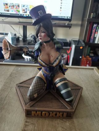 Borderlands 2 Mad Moxxi 1/4 Scale Statue Limited Edition Cosplay Purple 438/5000
