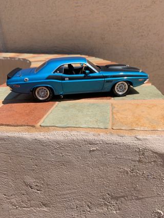 1/18 Scale 1970 Dodge Challenger T/a - Highway 61 50239 - Supercar 1 Collectibles