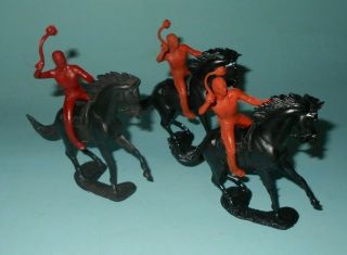 1950 - 60s Auburn Rubber Western Play Set Plastic 60mm Mounted Indians