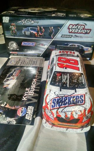 2008 Kyle Busch Autographed Snickers Atlanta Win Raced Version 1/24