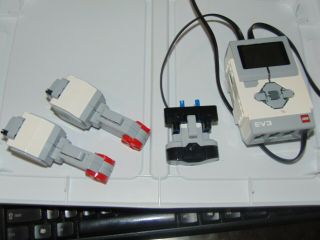 Lego Mindstorms Ev3 Intelligent Brick 2x Servos 45502 & Infrared Sensor 45509