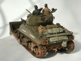 WW2 US Sherman Bulldozer,  1/35,  built & finished for display,  fine. 5