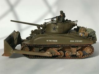 WW2 US Sherman Bulldozer,  1/35,  built & finished for display,  fine. 6
