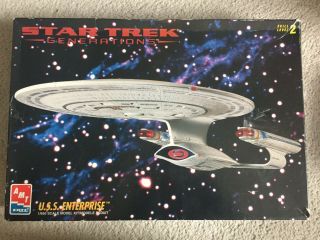 Amt Ertl Star Trek Generations U.  S.  S.  Enterprise Ncc - 1701 - D Model Kit 8793
