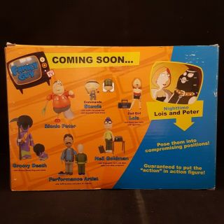 MEZCO FAMILY GUY NIGHTTIME LOIS AND PETER RED SPENCERS GIFTS EXCLUSIVE PLAYSET 6