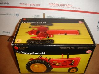 1/16 Massey Harris 44 Precision Toy Tractor