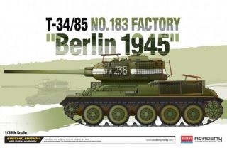Academy 13295 Soviet T - 34/85 