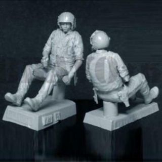 1/35 resin figure kit WW2 helicopter figure soldiers Unpainted 13G 2